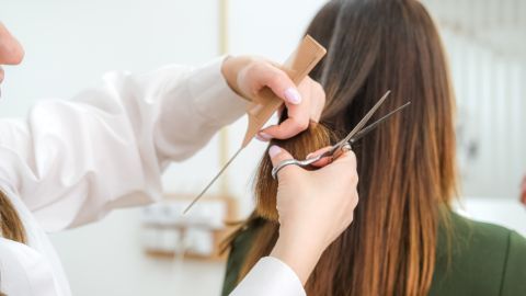 تواريخ قص الشعر للتكثيف والتطويل لشهر إبريل 2026