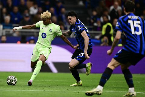 هل يكون باستوني صفقة برشلونة الكبرى في الدفاع؟ الأرقام تجيب