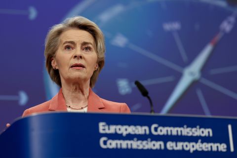 المفوضية الأوروبية: الدبلوماسية الطريق الوحيد لحل أزمة إيران