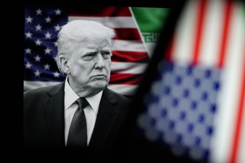 سيمافور: واشنطن تواصل ضرباتها على إيران