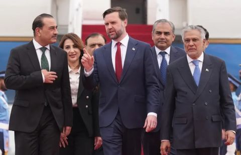 توتر في لبنان.. وإيران: لا مفاوضات دون وقف الهجمات