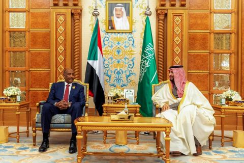 UAE and Bahrain launch ‘single travel point’ pilot