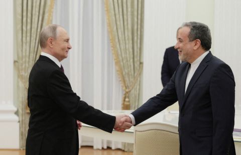 Iran's Foreign Minister arrives in Russia to meet President Putin