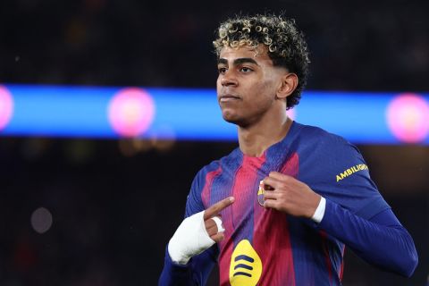 نجم برشلونة يامال على بعد خطوة من تحطيم رقم هالاند التاريخي في دوري الأبطال