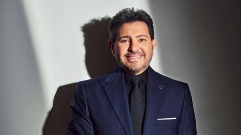 حقيقة توقف قلب الفنان هاني شاكر لعدة دقائق؟ تفاصيل حالته الصحية