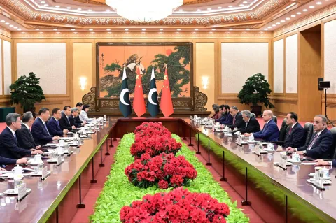 China and Pakistan deepen strategic partnership during Shehbaz Sharif’s Beijing visit