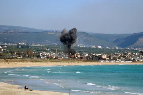 Lebanon front erupts as US backs expanded Israeli offensive