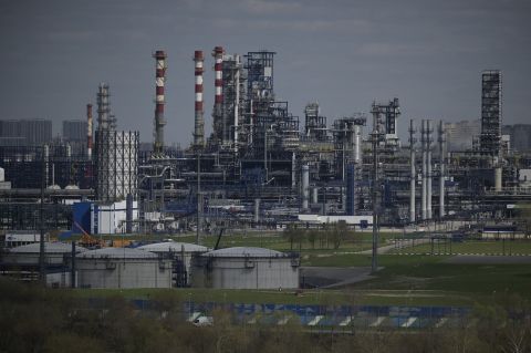 Russian fuel shortage deepens after Ukrainian drone strike hits Moscow refinery
