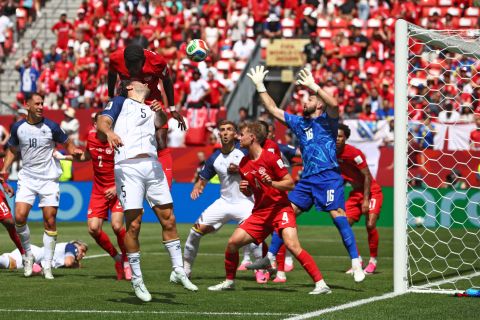 كأس العالم 2026... كندا والبوسنة يتقاسمان العرق والضغط والنقاط