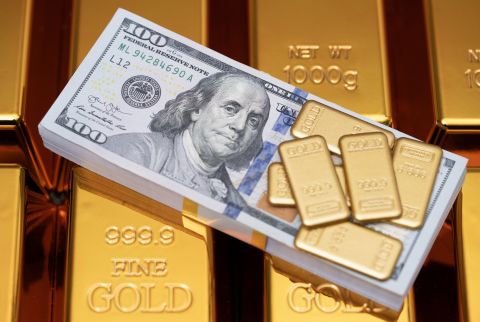 أسعار الذهب في تدني مع تجدد اشتباكات أمريكا وإيران