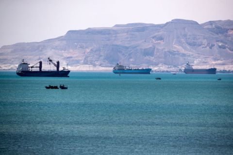 ثالث هجوم خلال 24 ساعة... ماذا يحدث في مضيق هرمز؟