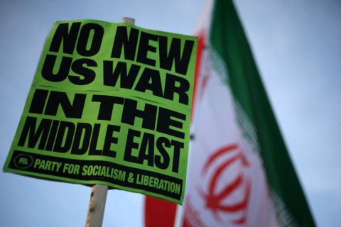 Iran Army attacks 85 US targets in Kuwait, Bahrain