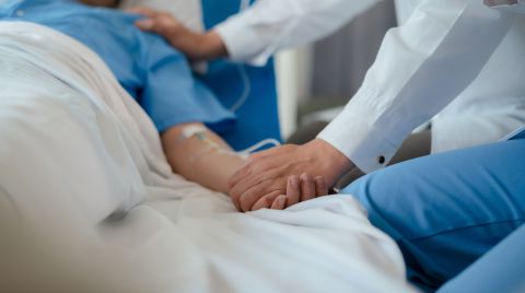 الأردن: كارثة تسمم جماعي .. 138 إصابة وإغلاق مطعم معروف