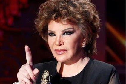 صفية العمري: صدفة أدخلتني عالم الفن.. وبداياتي كانت في الإعلام!