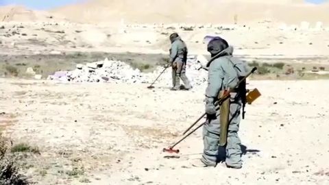 الدوما ينفي مشاركة شركات روسية خاصة في عملية نزع الألغام في سوريا