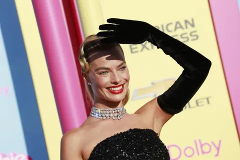 Barbie movie stirs up doll collectors' market