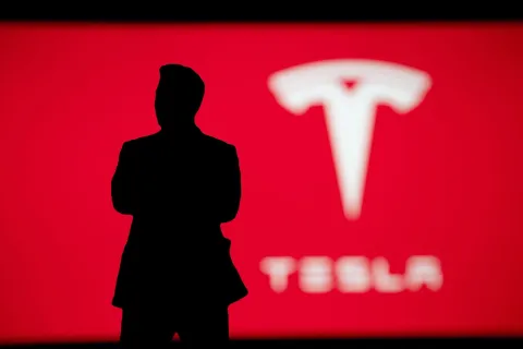 Musk's Tesla won first US fatal autopilot crash trial