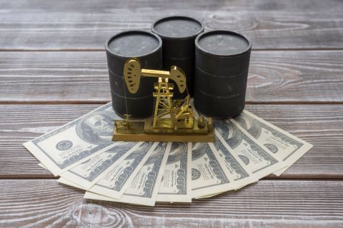 Oil prices up on supply worries, US demand forecasts