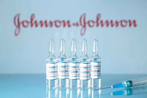 EU Regulator Demands Warning to Accompany J&J Vaccine
