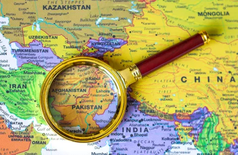 Pakistan's Ailing Economy Gets $4.5 Billion In New Deal with Saudi-Based Bank