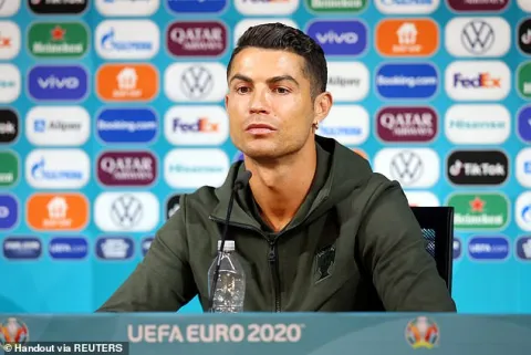 Cristiano Ronaldo Costs Coca-Cola $1billion, Paul Pogba Snubs Another Beer Sponsor