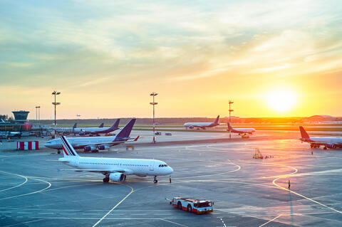 Dubai Airports Chief: Vaccine Passport Might Replace Testing