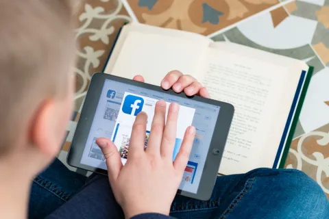 Facebook Rolls Out New Controls Features for Kids