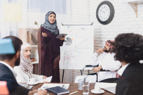 PwC: 56 Percent of ME Family Businesses Suffer from Plummeting Sales