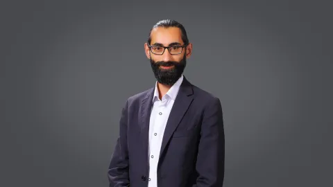 How to Thrive as An Entrepreneur by Helping Others: Interview with Omnia Eteyari