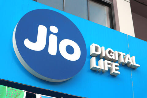 India: Tech Giants Race to Invest in Reliance's Jio