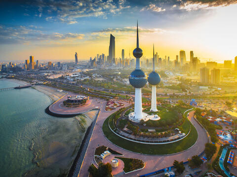 S&P Downgrades Kuwait Rating on Lack of Deficit-Financing Strategy