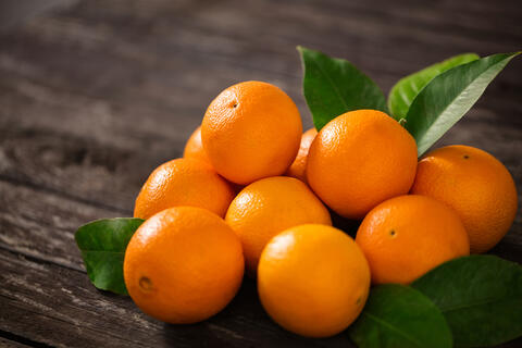 Egypt Exports First-Ever Shipment of Orange to Japan