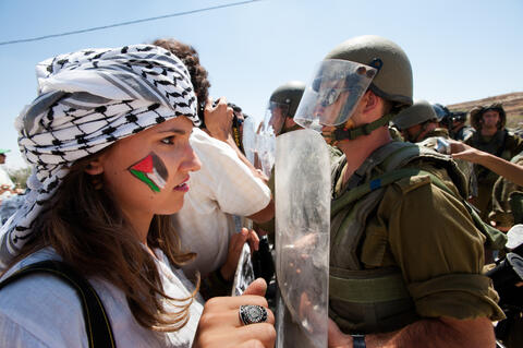 Tech This Week: Google Slammed for Results Showing ‘Kuffiyeh’ as Terrorist Headwear, Amazon Employees Voice Support for Palestine