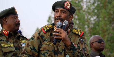 دول ترويكا السودان تطالب البرهان بإعادة القيادة المدنية