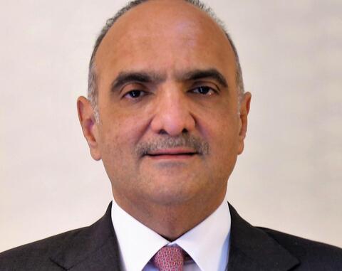 أكثر من ثلثي الأردنيين لا يثقون بحكومتهم