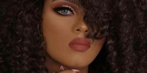 الحوثيون يقررون إخضاع العارضة انتصار الحمادي لفحص عذرية