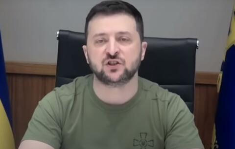 زيلينسكي يطلب القاء كلمة بالفيديو أمام جماهير مباراة نهائي كأس العالم