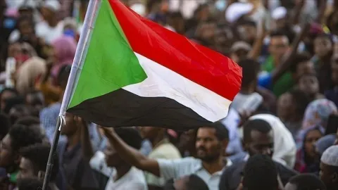 واشنطن ترهن مساعداتها للسودان بعودة الحكم المدني