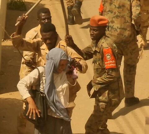 السودان: قتلى وعشرات الجرحى في مواجهات بين الجيش ومحتجين على الانقلاب