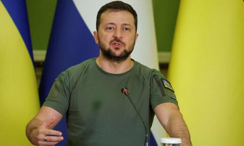 الرئيس الأوكراني يعزل رئيس الاستخبارات والمدعية العامة