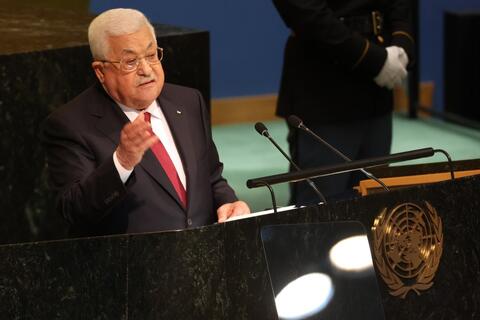 الرئيس الفلسطيني يطالب الأمم المتحدة بوضع خطة دولية لإنهاء الاحتلال