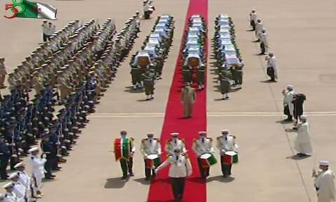 الجزائر تستعيد جماجم شهدائها المحتجزة في فرنسا منذ قرنين