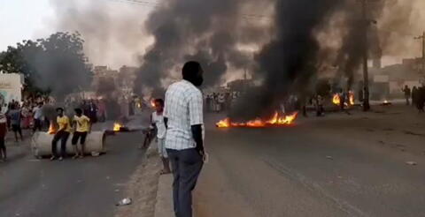 واشنطن تعلق المساعدات للسودان والأمم المتحدة تخشى تجدد أعمال العنف ليلا