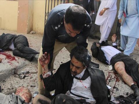 قتلى وجرحى بانفجار فندق في باكستان