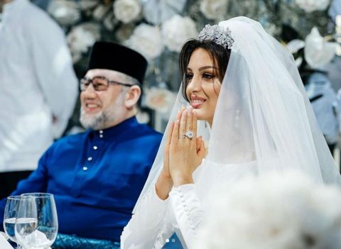 هل تعمدت طليقة سلطان ماليزيا استفزازه من خلال ابنها.. شاهد ماذا فعلت!