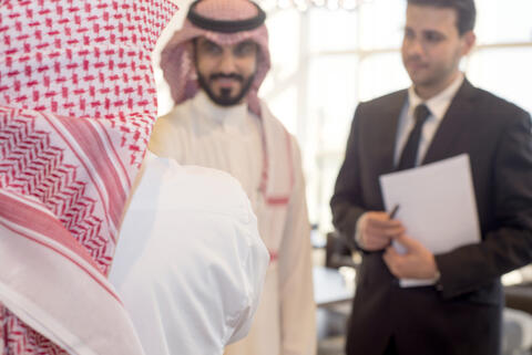 السعودية تطلق حملة لتوطين تطبيقات التوصيل  