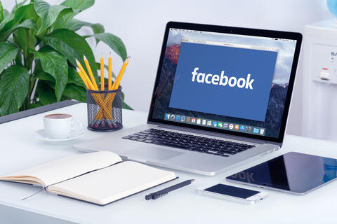 آبل تصدر iPad Pro الجديد وأجهزة iMacs ملونة و AirTags