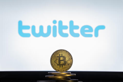 مؤسس تويتر يطلق مؤسسة لتمكين البتكوين من أن تصبح عملة الإنترنت