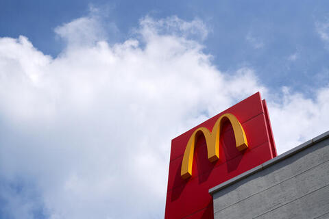 McDonald's, Coca-Cola and Starbucks Suspend Operations in Russia