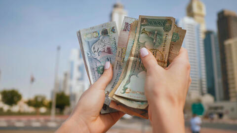 What Does a Dollar Peg Mean and How Does It Affect Countries’ Currencies?